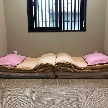 Hostel Taichi House Осака Екстер'єр фото